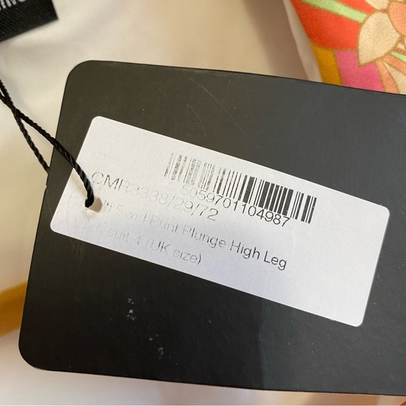 Pretty Little Thing Multi Swirl Print Plunge High Leg Bodysuit Multicolor 0 NWT - Picture 5 of 10